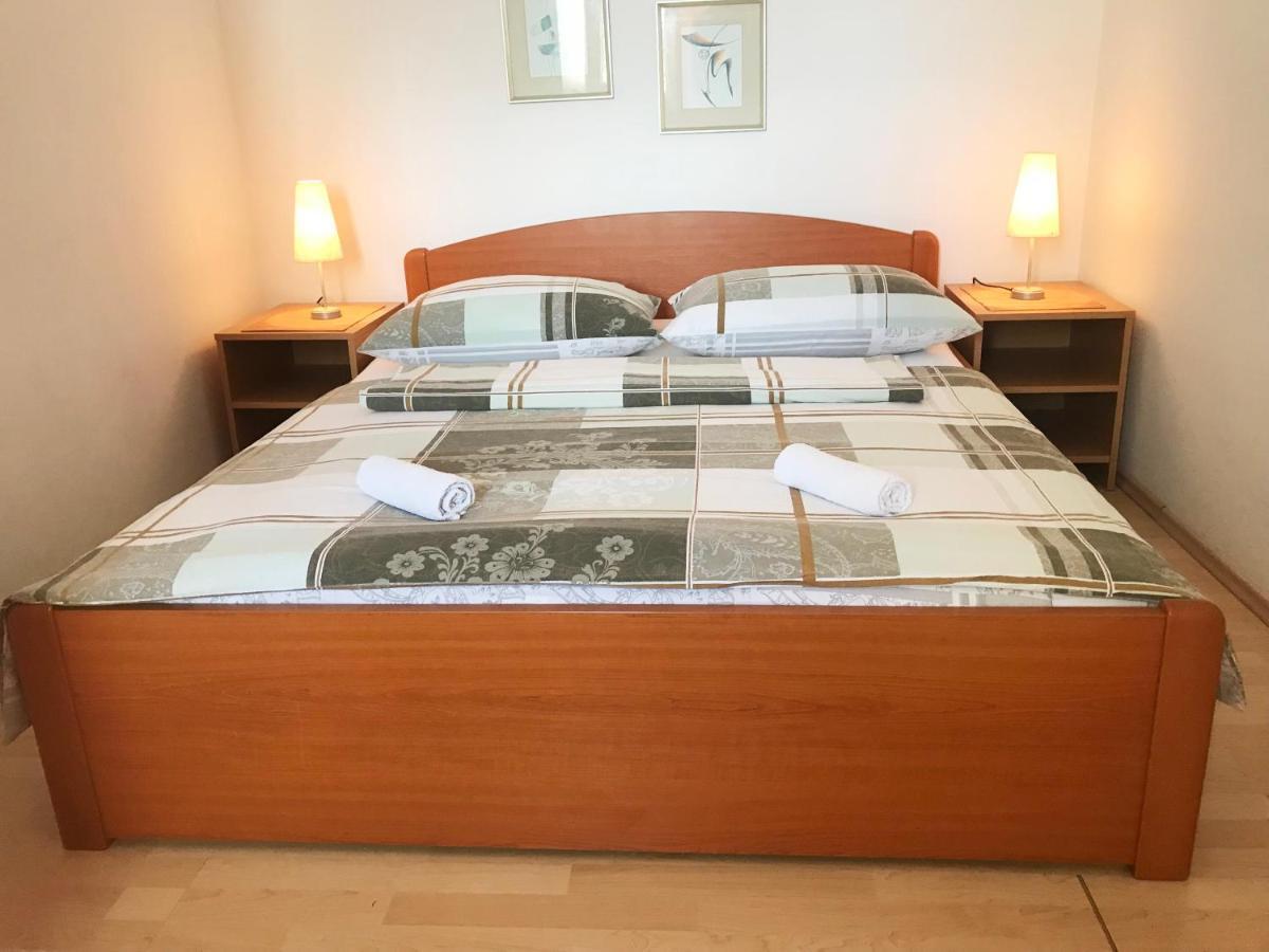Apartment & Rooms Riva Vodice Esterno foto